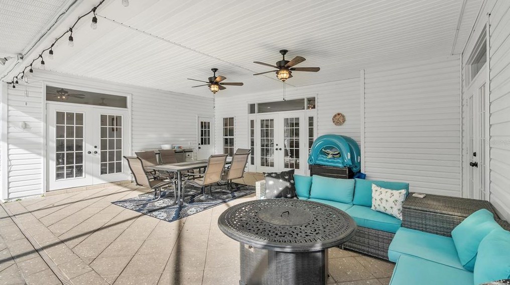 5818 Coveview Dr, Lakeland FL  33813-4811 exterior