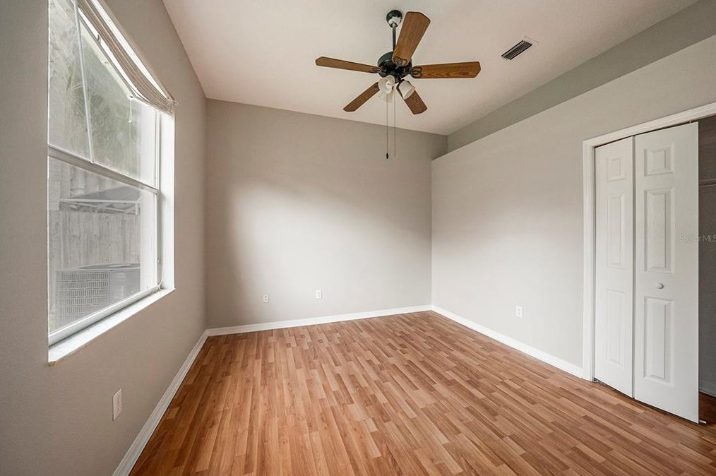 10012 Kingshyre Way, Tampa FL 33647-2875 exterior