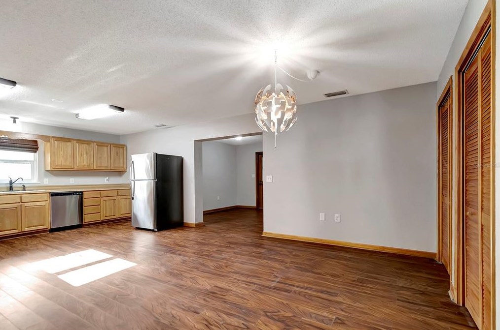 37036 Janet Cir, Dade City FL  33525-5920 exterior