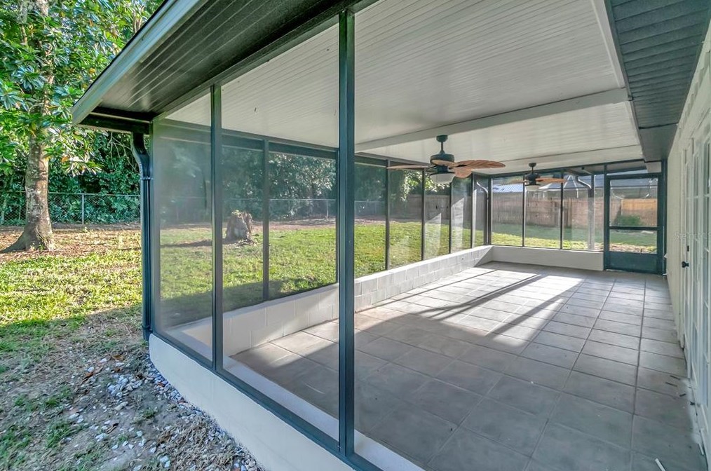 37036 Janet Cir, Dade City FL  33525-5920 exterior