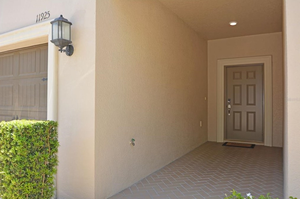 11925 Greengate Dr, Port Richey, FL 34669
