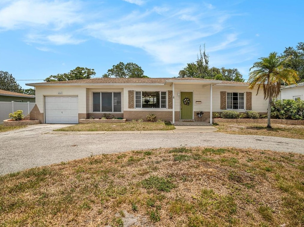 5263 22nd Ave, Saint Petersburg, FL 33710-5121