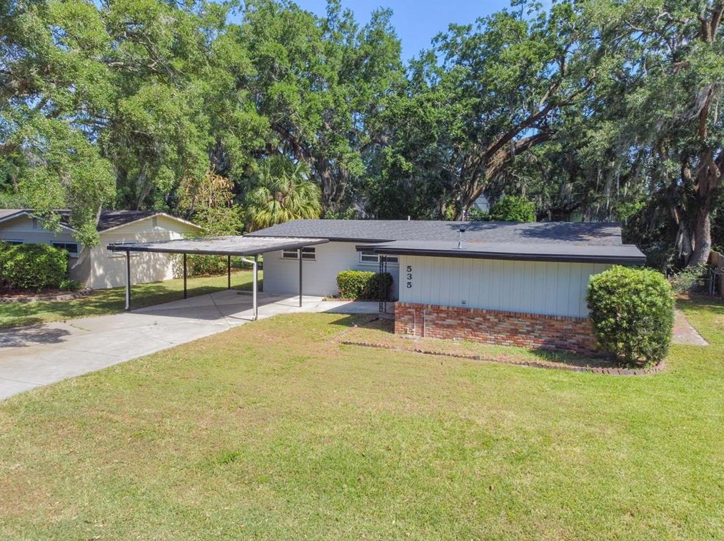 535 W Palmeden Dr, Lakeland, FL 33803