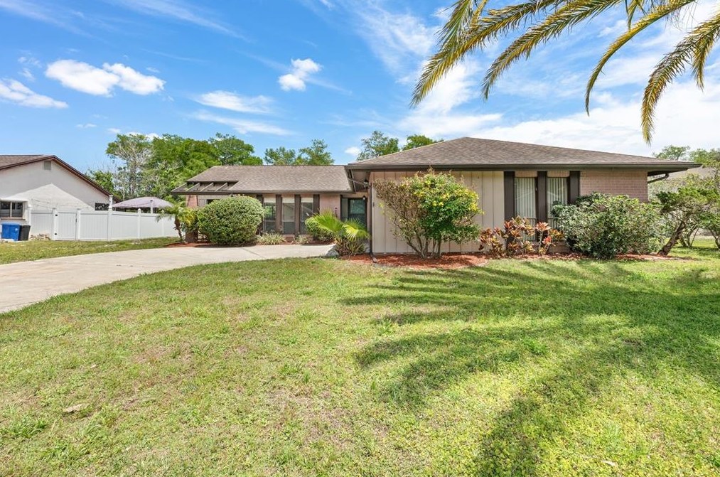 13706 Whitby Rd, Port Richey, FL 34667-1468