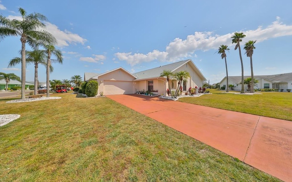 2014 Meadowlark Ln, Ruskin, FL 33573-5060