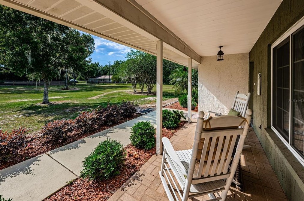 4522 Horseshoe Lake Way, Plant City FL  33565-5386 exterior