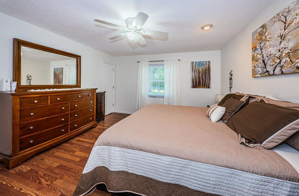 4522 Horseshoe Lake Way, Plant City FL  33565-5386 exterior