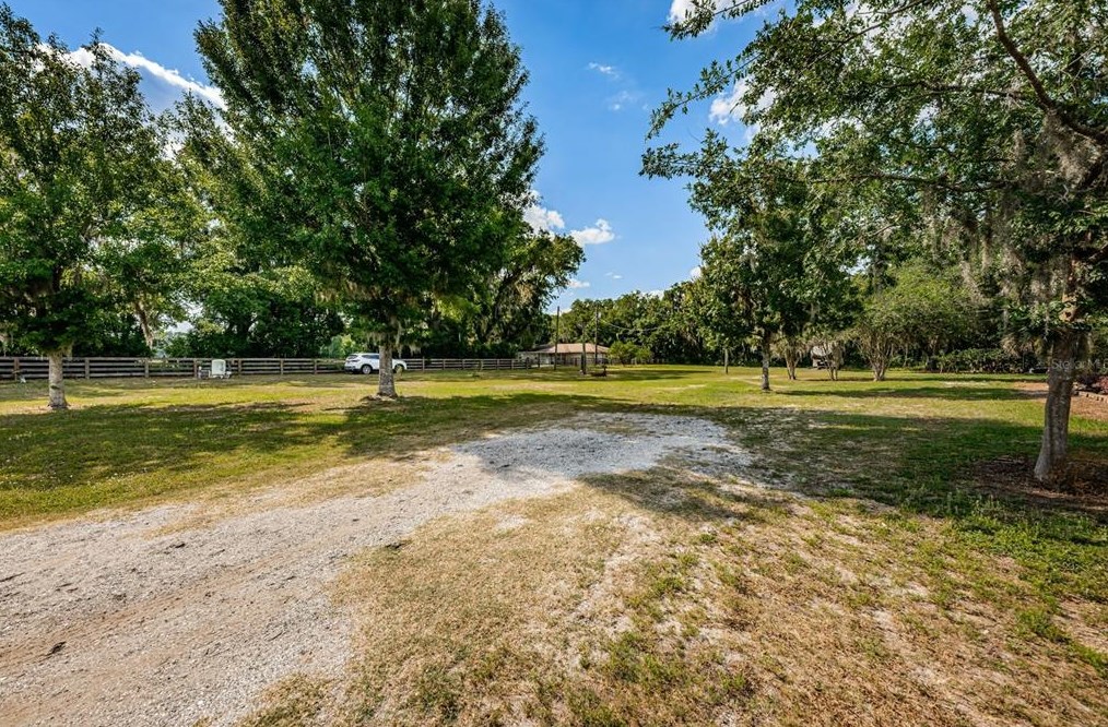 4522 Horseshoe Lake Way, Plant City FL  33565-5386 exterior