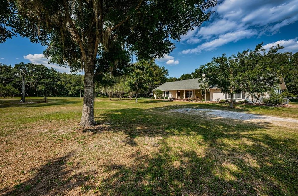 4522 Horseshoe Lake Way, Plant City FL  33565-5386 exterior