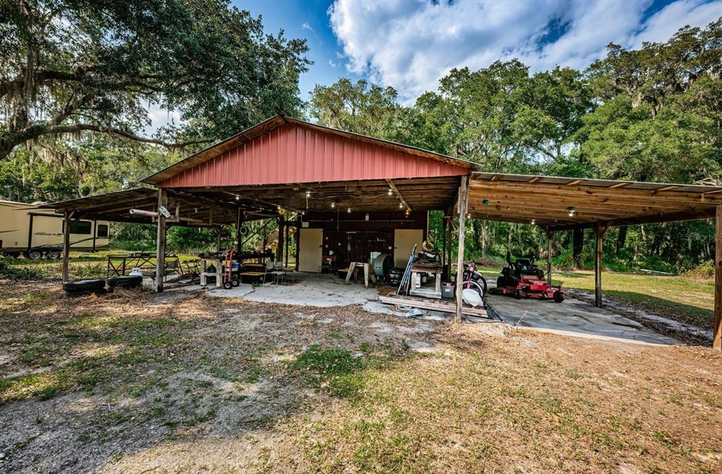 4522 Horseshoe Lake Way, Plant City FL  33565-5386 exterior