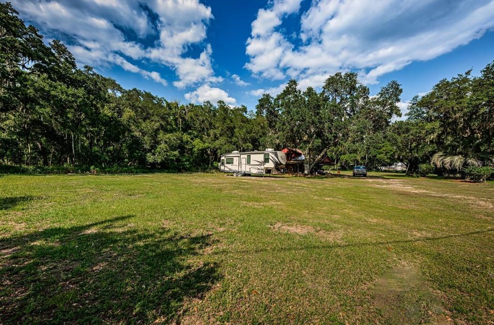 4522 Horseshoe Lake Way, Plant City FL  33565-5386 exterior