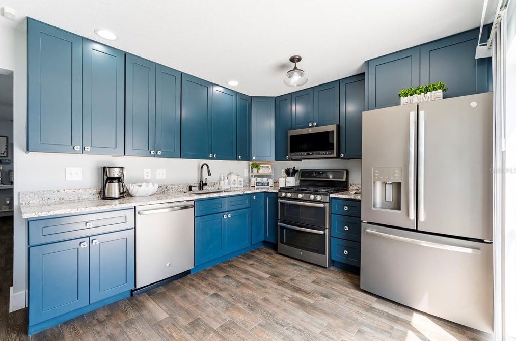 6158 Kiteridge Dr, Lithia FL  33547-5849 exterior