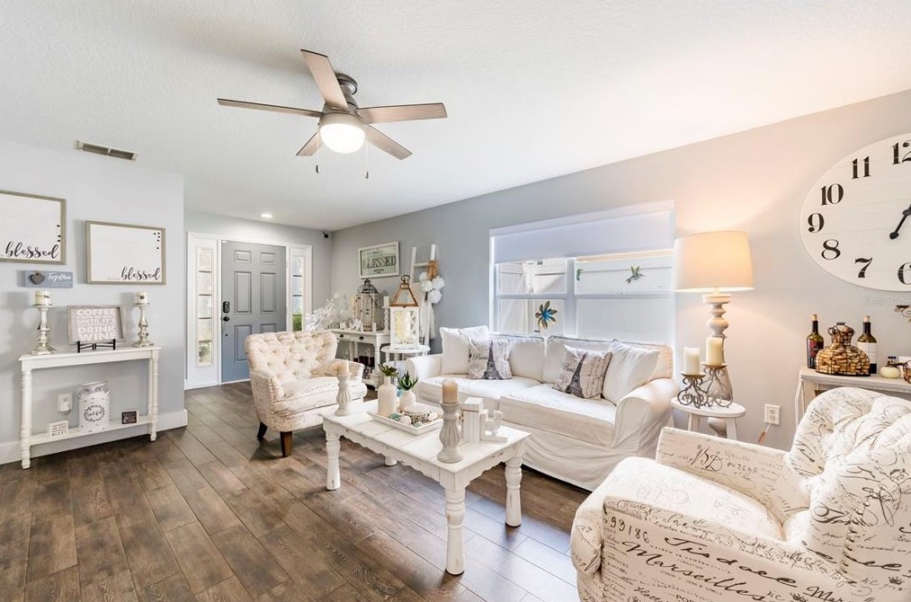 6158 Kiteridge Dr, Lithia FL  33547-5849 exterior