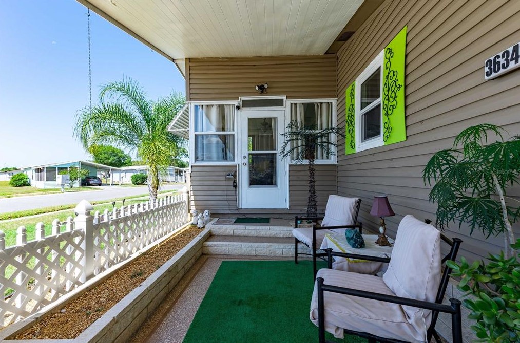 36341 Bonney Dr, Zephyrhills FL 33541-0784 exterior