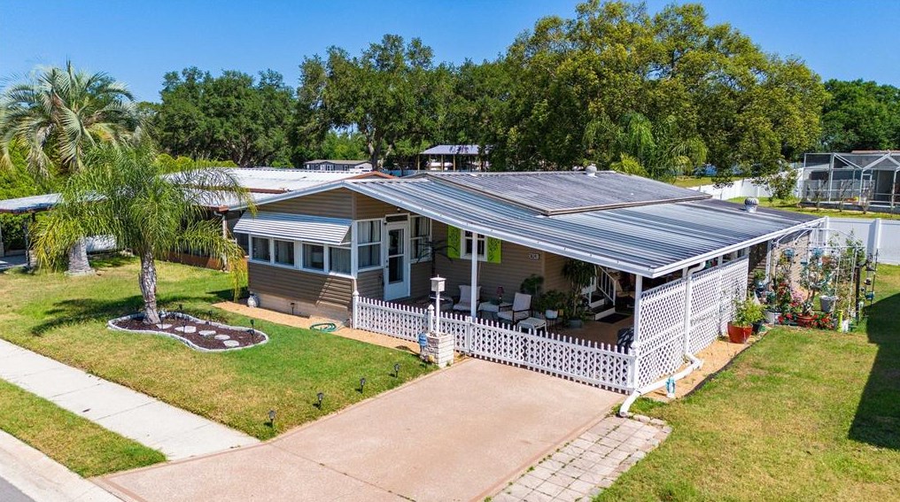 36341 Bonney Dr, Zephyrhills FL 33541-0784 exterior