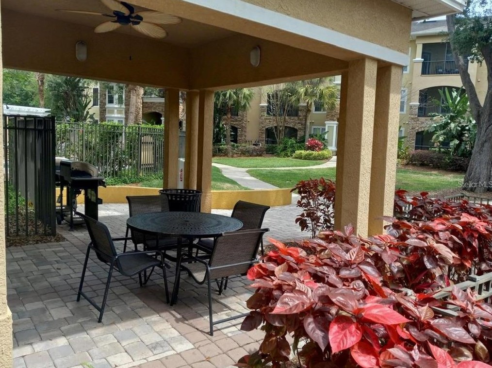 10205 Courtney Palms Blvd, Tampa FL  33619-8504 exterior