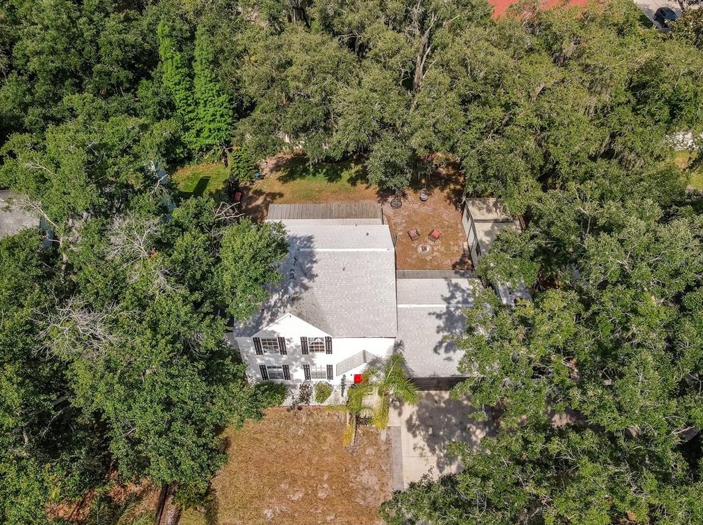516 Emberwood Dr, Brandon FL  33511-7960 exterior