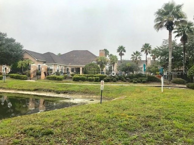 10520 Villa View Cir, Tampa FL 33647-2599 exterior