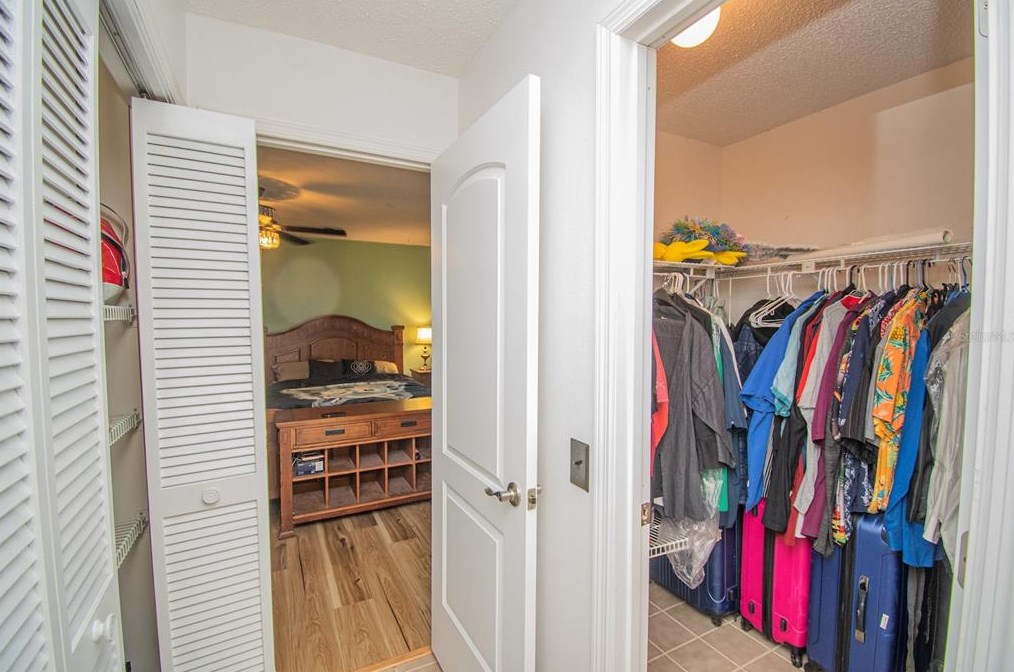 4805 Bugg Rd, Plant City FL  33567-2548 exterior