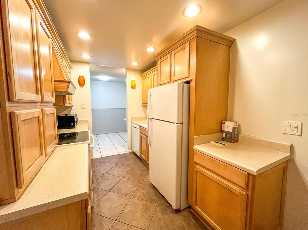 11525 8th Way N #501, Saint Petersburg, FL 33716