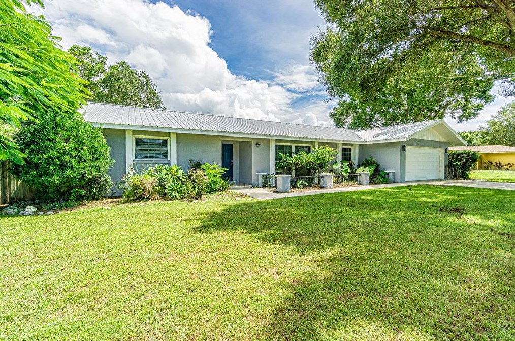 5511 29th St, Bradenton, FL 34207-3537