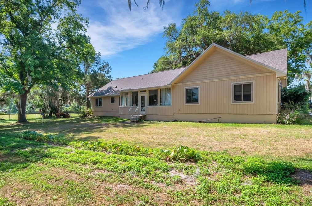 3680 Swindell Rd, Plant City FL  33565-2551 exterior