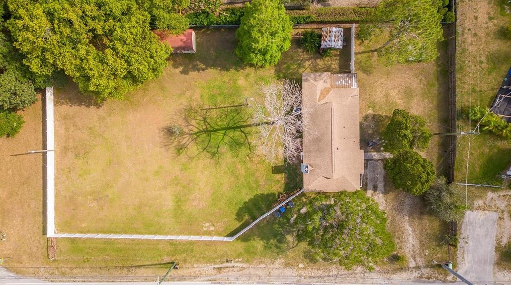 9911 E Fowler Ave, Thonotosassa, FL 33592