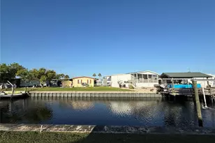 116 W St Johns Wy, Apollo Beach, FL 33572 - Photo 1