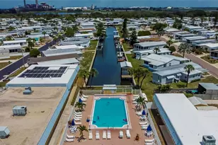 116 W St Johns Wy, Apollo Beach, FL 33572 - Photo 22