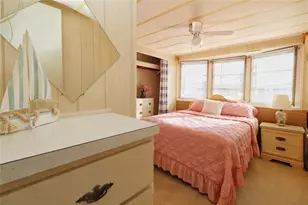 116 W St Johns Wy, Apollo Beach, FL 33572 - Photo 10