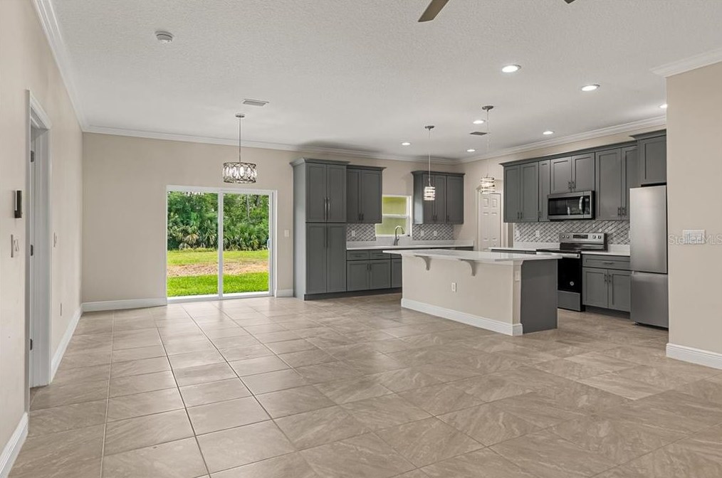 548 Titan Rd, Melbourne, FL 32909-8207