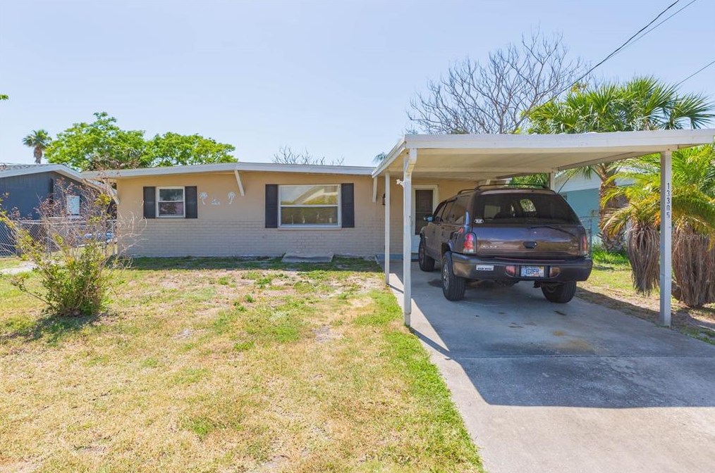 13305 Neptune Dr, Port Richey, FL 34667-1692