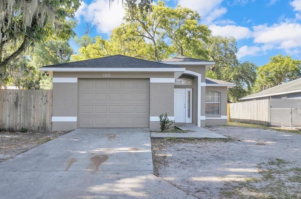 720 Emma St, Lakeland, FL 33815