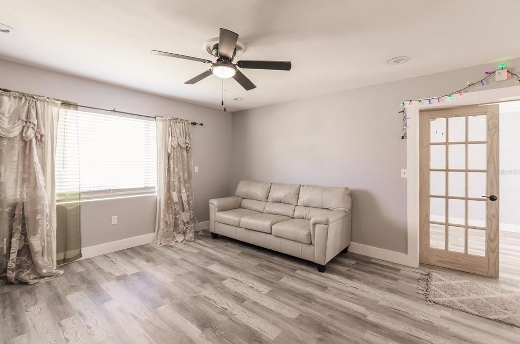 1838 1st Ave, Bradenton FL  34208-1404 exterior