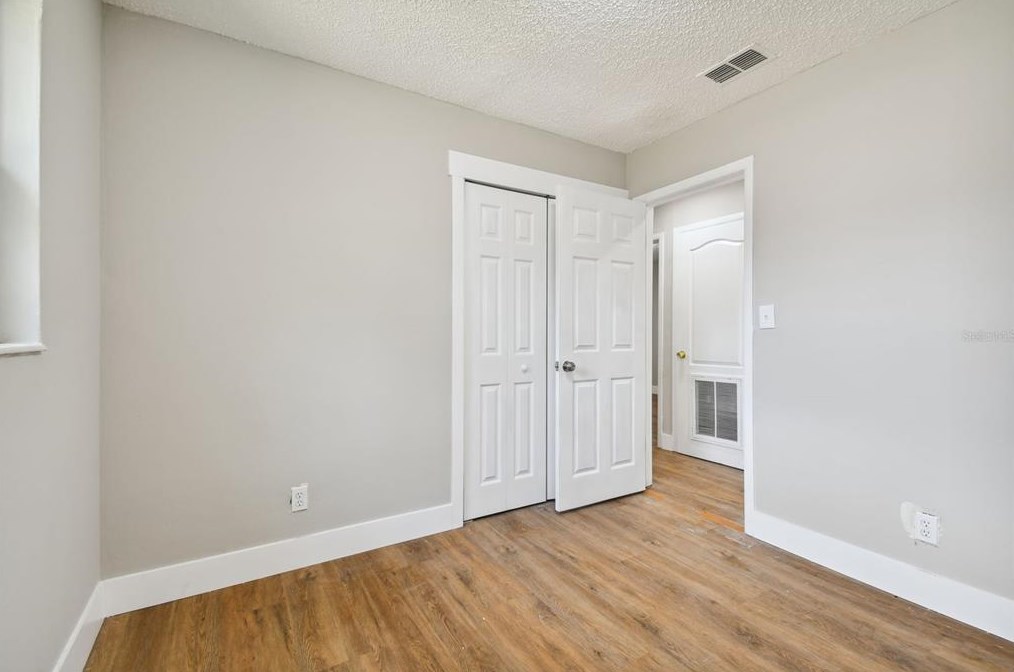 5207 84th St, Tampa FL 33619-7116 exterior