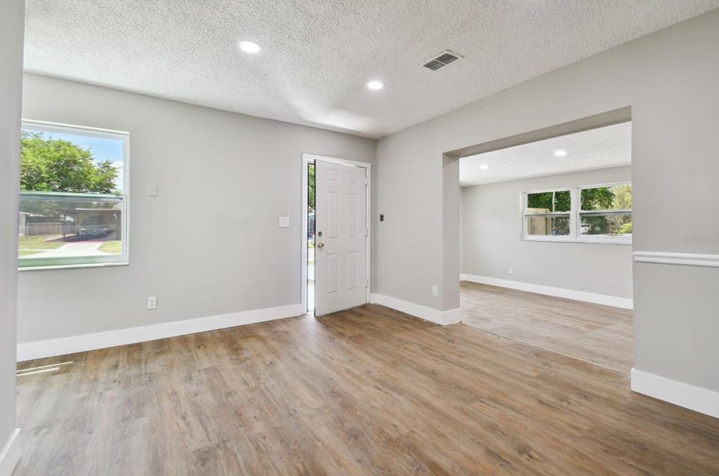 5207 84th St, Tampa FL 33619-7116 exterior