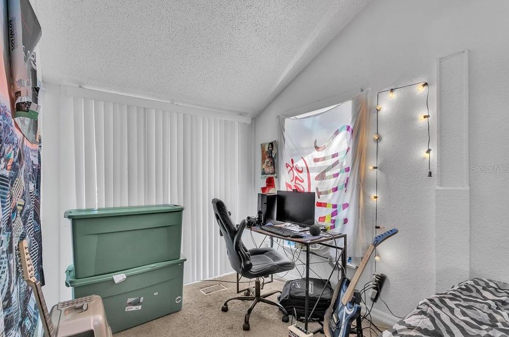 1027 Lime St, Lakeland FL  33815-4351 exterior