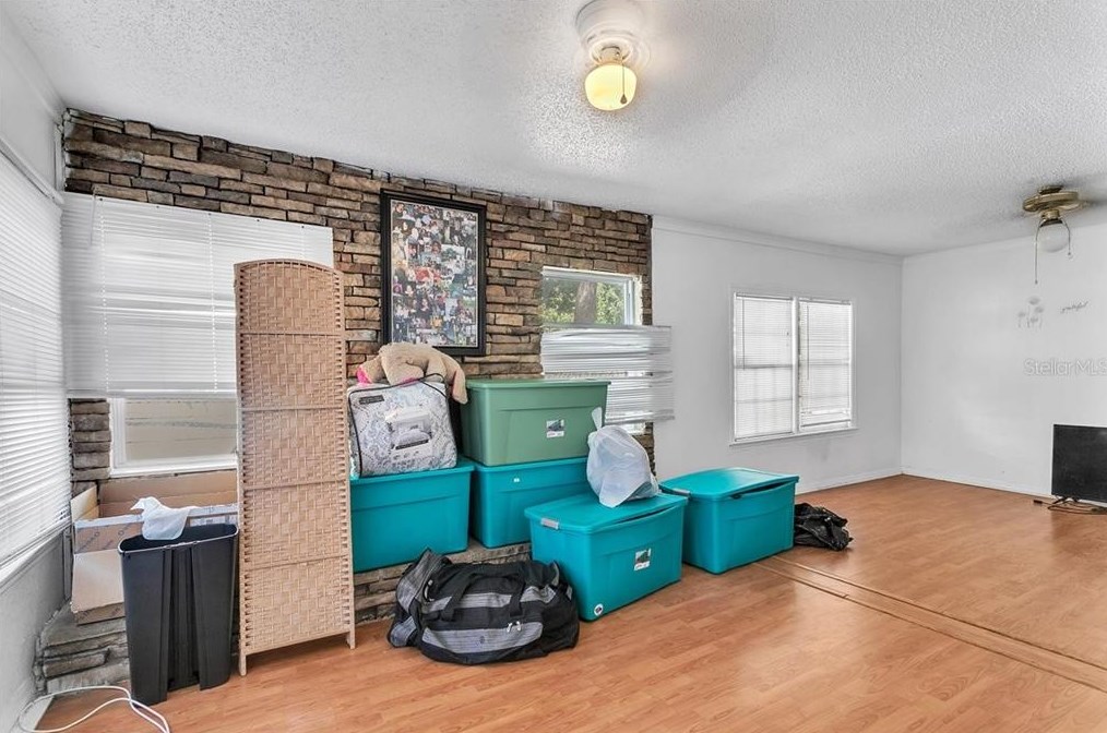 1027 Lime St, Lakeland FL  33815-4351 exterior