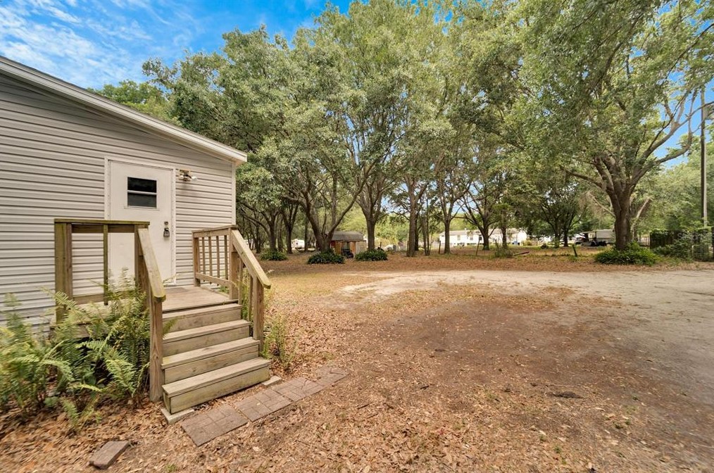 6029 Bob Head Rd, Plant City FL  33565-4916 exterior