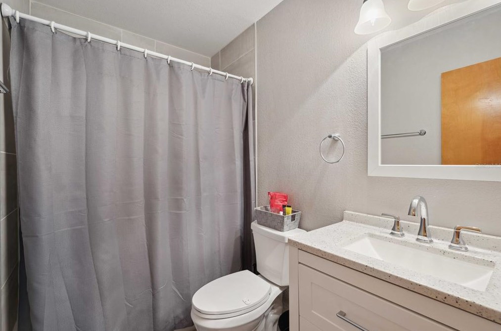 35138 Whispering Oaks Blvd, Dade City FL  33523-8961 exterior