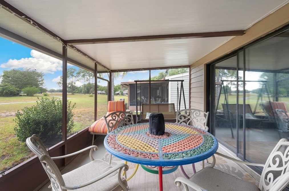 35138 Whispering Oaks Blvd, Dade City FL  33523-8961 exterior