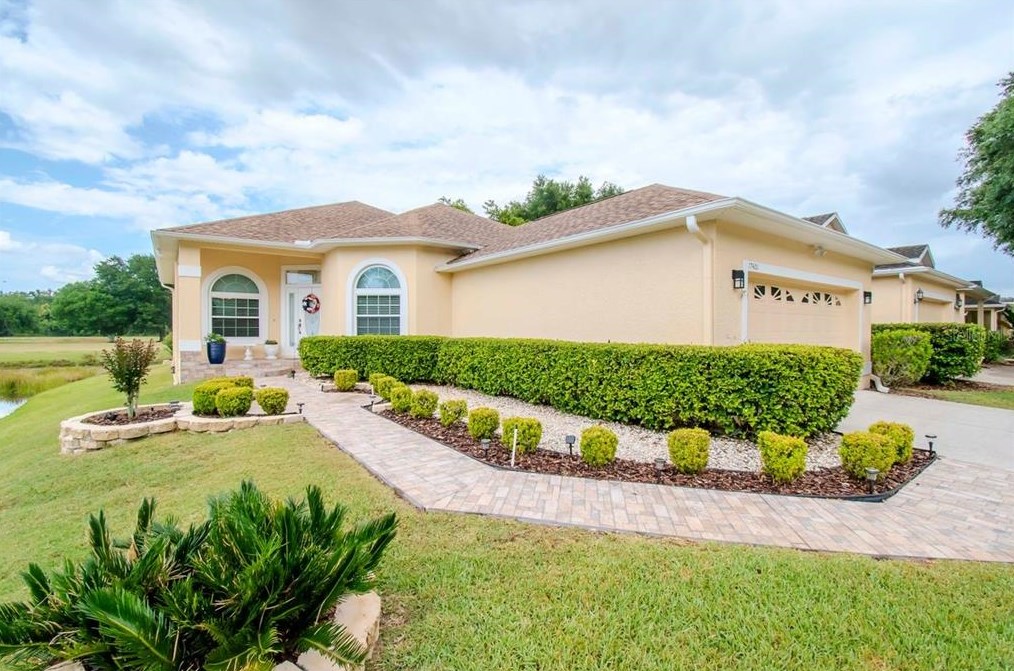 17401 Eagle Trace Dr, Brooksville, FL 34604-9273
