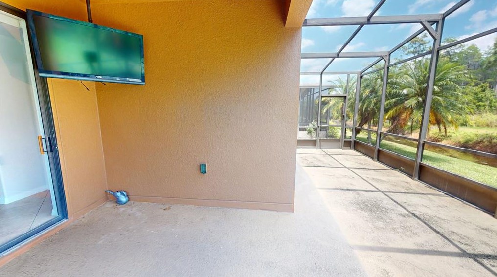 724 Grand Canal Dr, Kissimmee FL 34759-4356 exterior