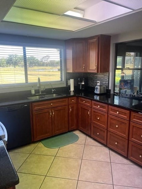 104 Capri Ct, Plant City FL  33566-6716 exterior