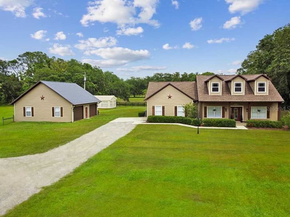 5024 Gallagher Rd, Plant City, FL 33565