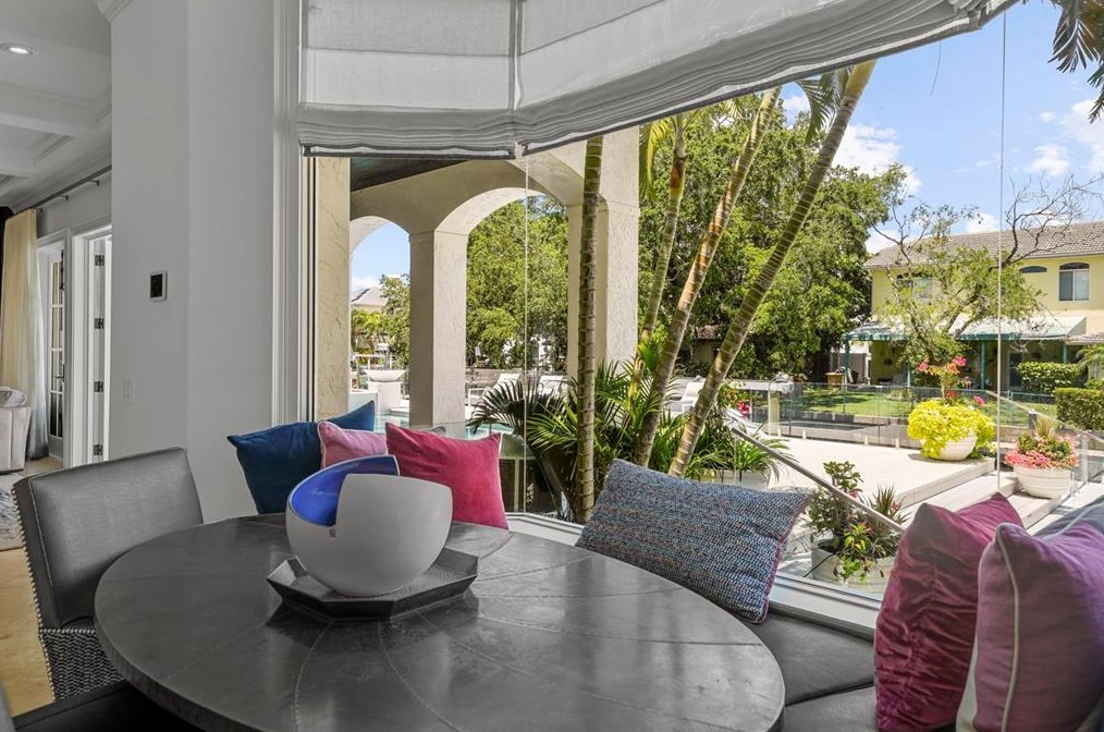 4919 Melrose Ave, Tampa FL 33629-5527 exterior