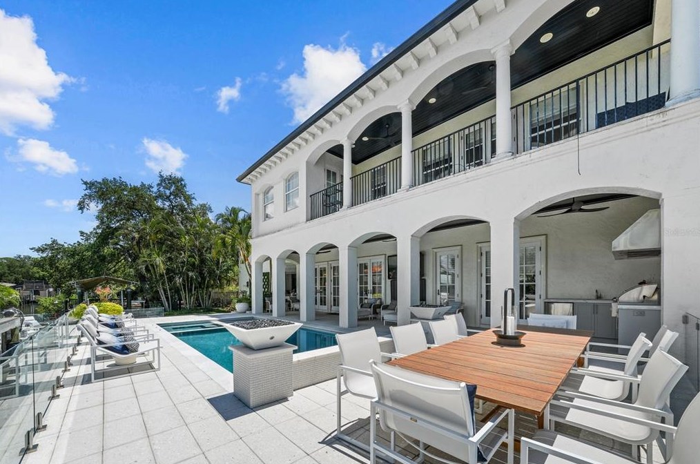 4919 Melrose Ave, Tampa FL 33629-5527 exterior