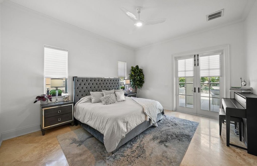 4919 Melrose Ave, Tampa FL 33629-5527 exterior