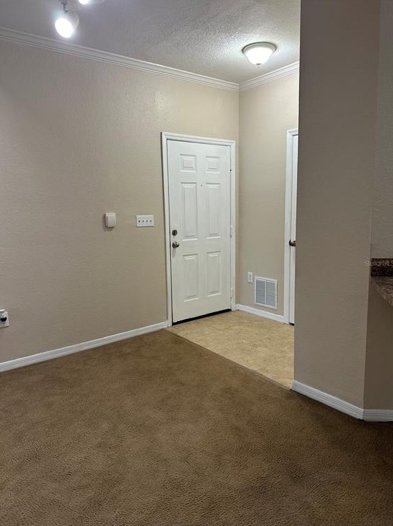 10021 Courtney Palms Blvd #101, Tampa, FL 33619