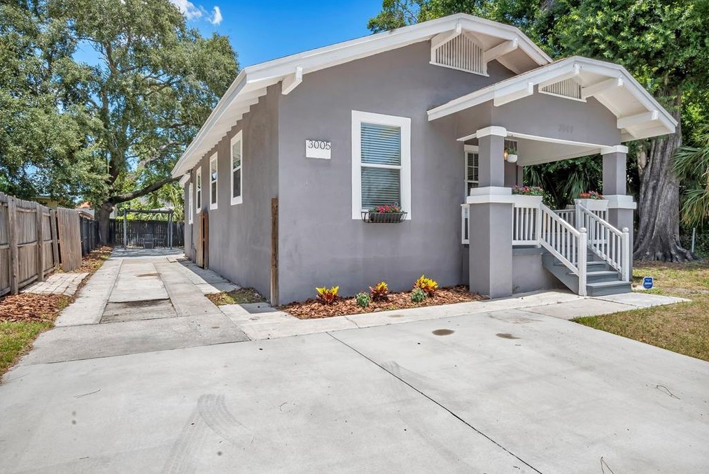 3005 Douglas St, Tampa FL  33607-1215 exterior